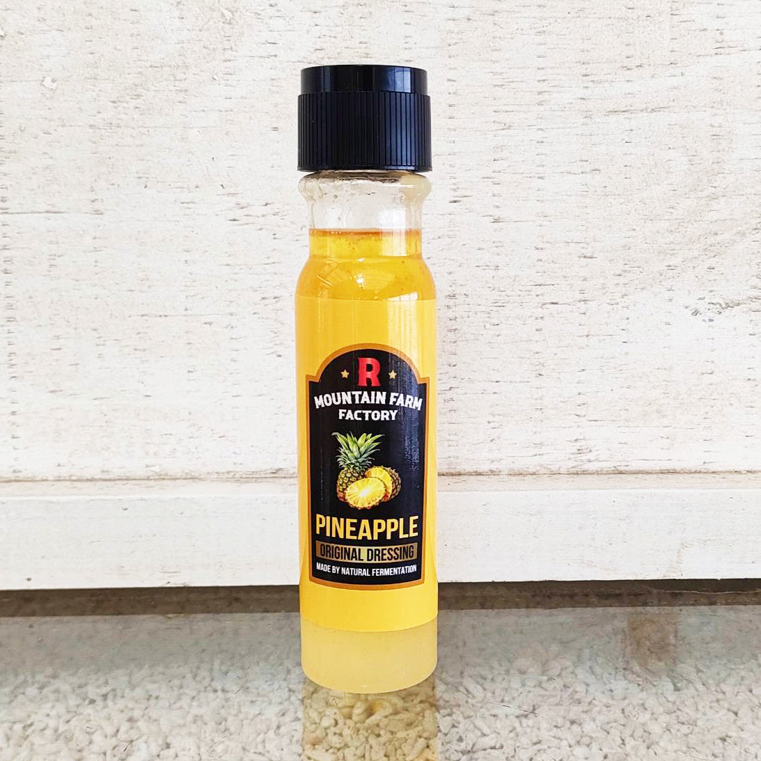 豊かな自然に囲まれたびわ湖のハワイアンカフェのシェフの手づくり。無添加の自然発酵のパイナップルドレッシング。Sサイズ